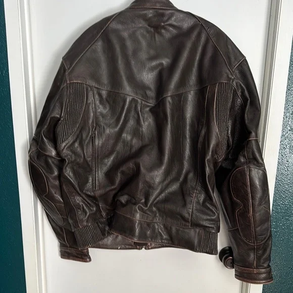 Men's Brown Leather Jacket - Picture 5 of 6